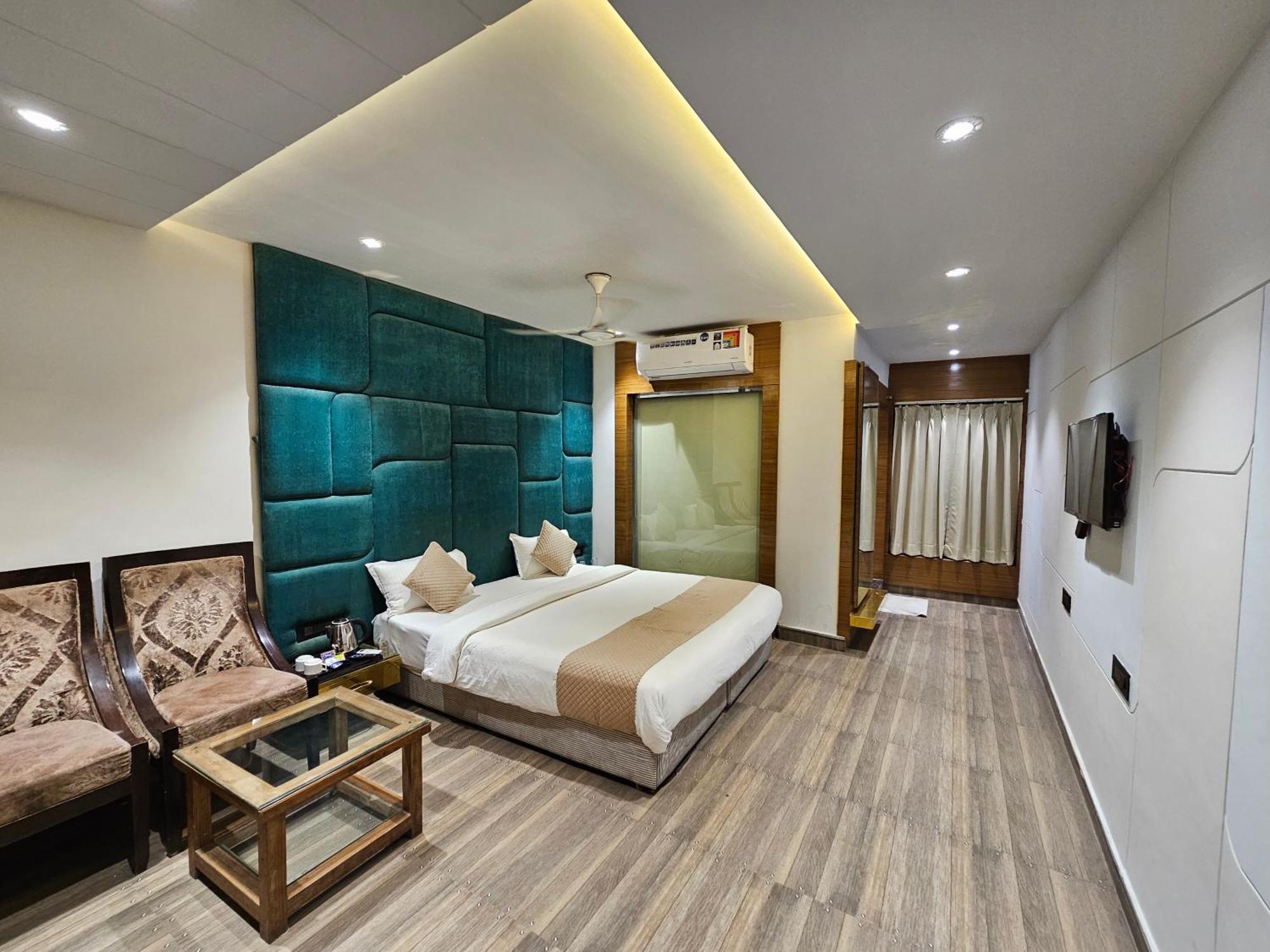 Hotel Mk Vivanta Gwalior Eksteriør billede