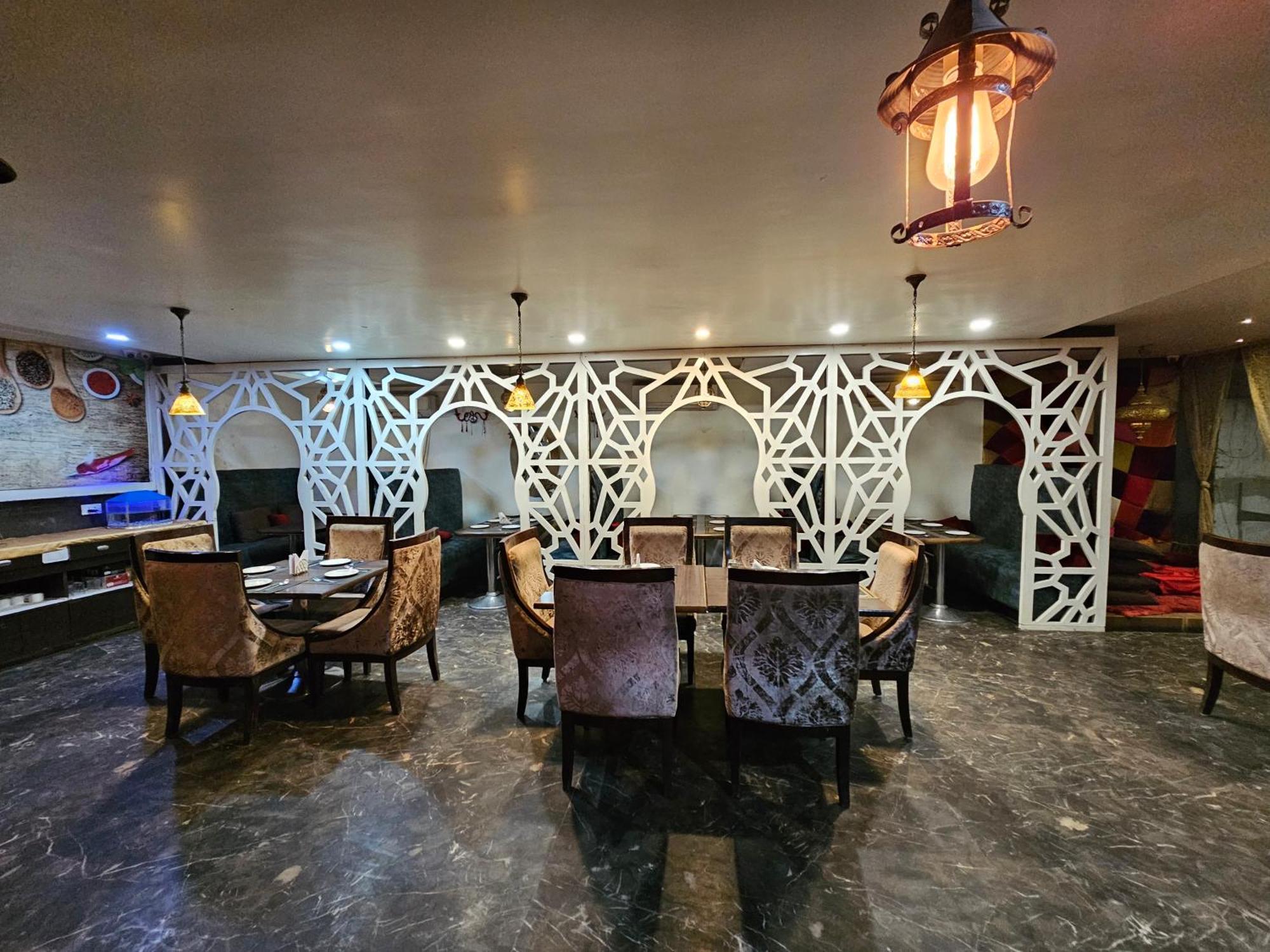 Hotel Mk Vivanta Gwalior Eksteriør billede