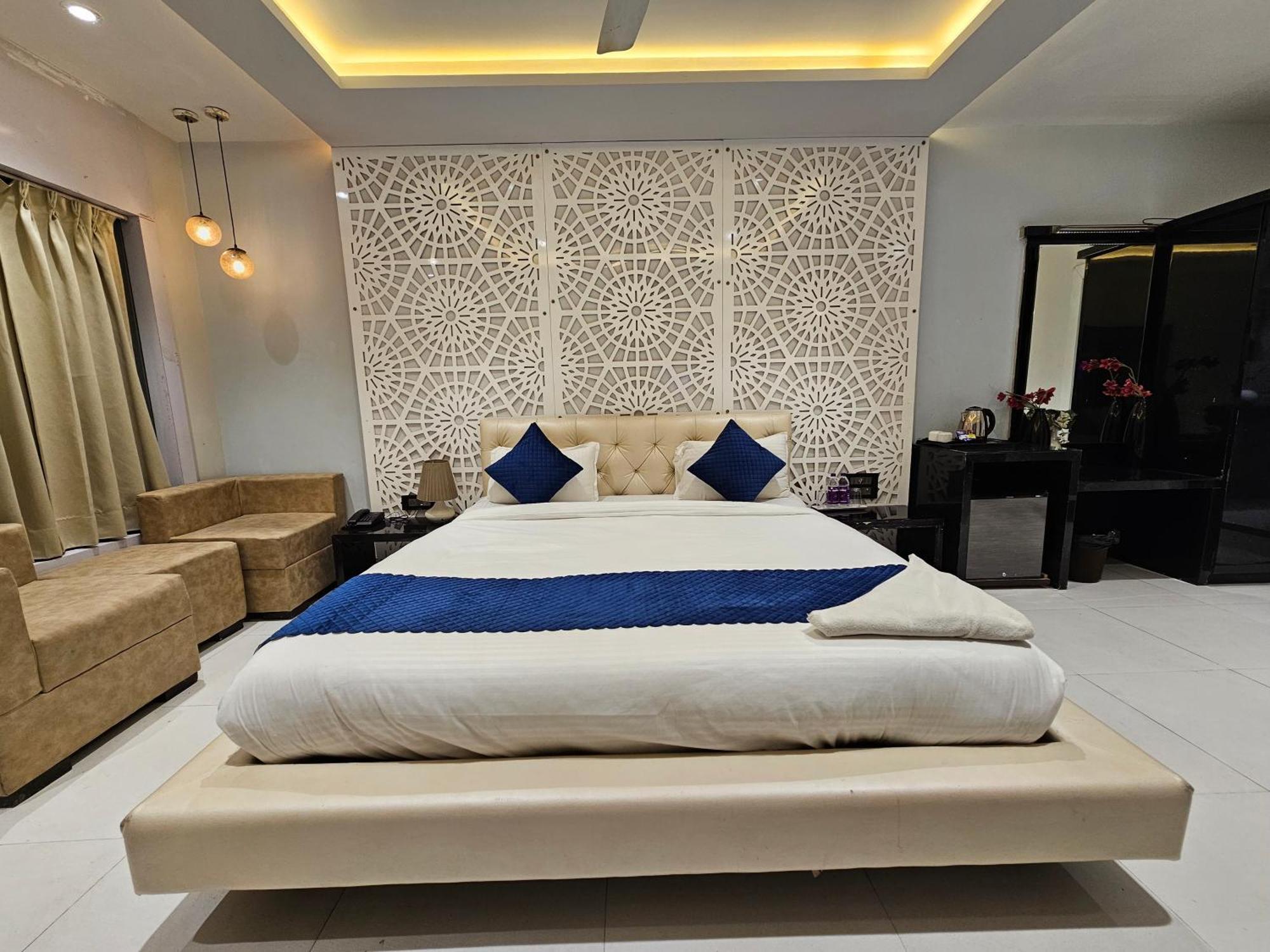 Hotel Mk Vivanta Gwalior Eksteriør billede